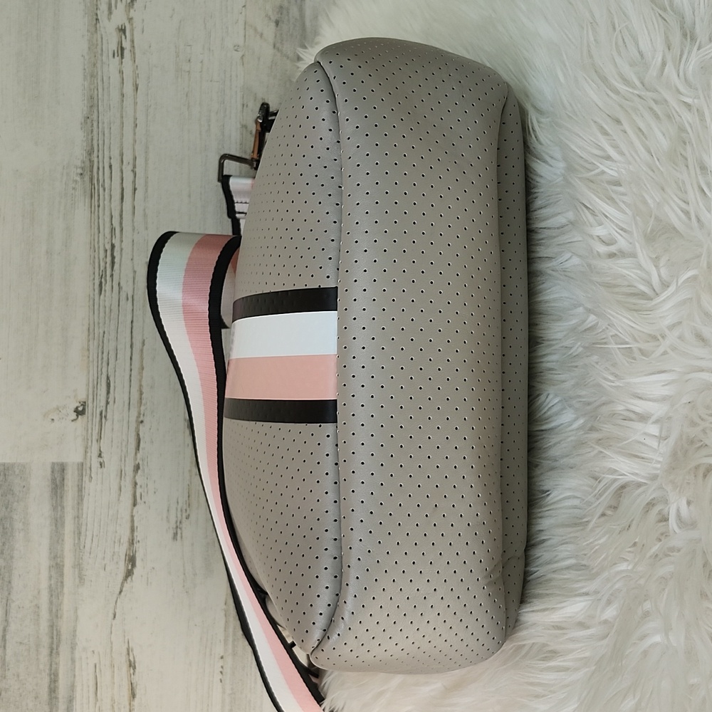 EUC HAUTE SHORE SHOULDER/CROSSBODY BAG - Picture 3 of 9